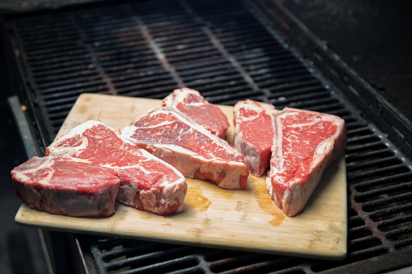 T-Bone Steak – The Best of Both Worlds!